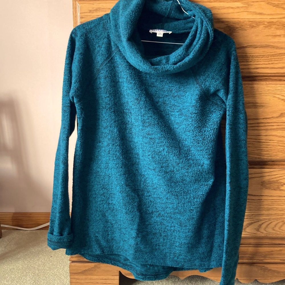 Women’s sweater